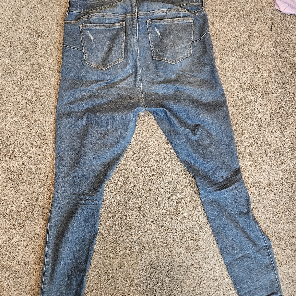 Torrid Bombshell Skinny 16T